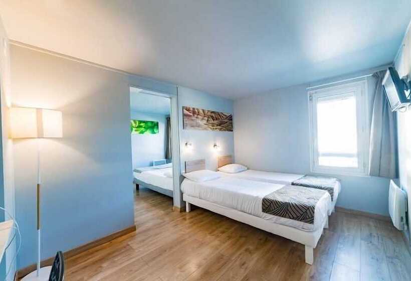 غرفة قياسية رباعية, Brit Hotel Macon Nord Autoroute Du Soleil