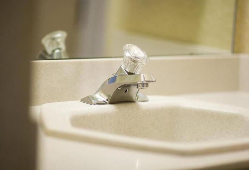 בקתת חדר, Fairmont Hot Springs Resort