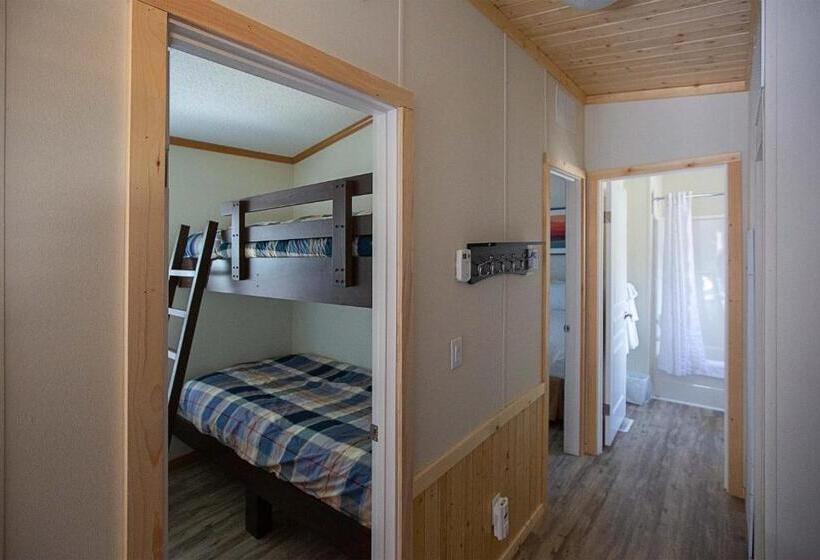 Шале 1 Спальня, Fairmont Hot Springs Resort