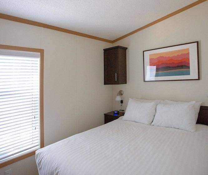 Хижина Deluxe, Fairmont Hot Springs Resort