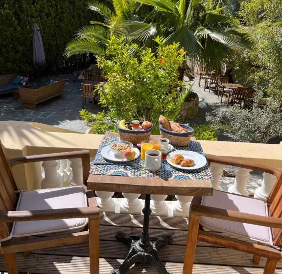 高级大房间, Alexandra Boutique