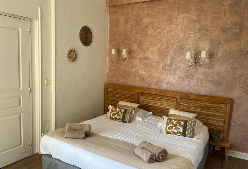 高级大房间, Alexandra Boutique