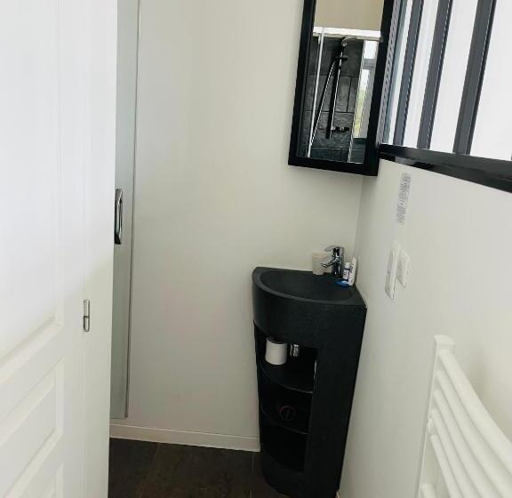 高级单人间, Alexandra Boutique