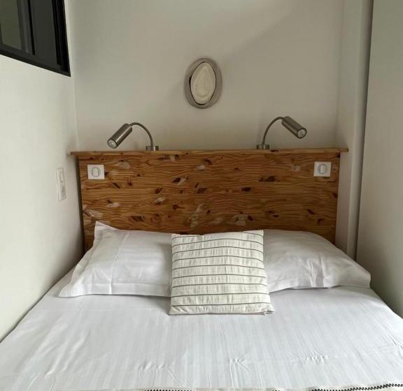 高级单人间, Alexandra Boutique