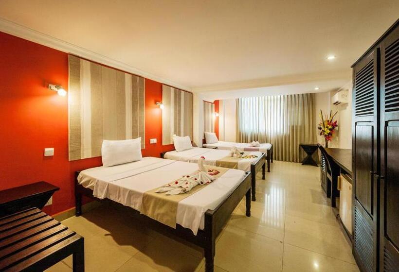 חדר סופריור לשלושה, Angkor International