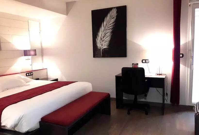 コンフォートルーム, Best Western Hotel & Spa Pau Lescar Aeroport