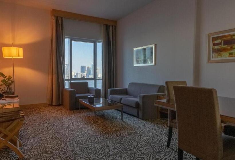 סוויטה אקזקיוטיב, Copthorne Hotel Sharjah