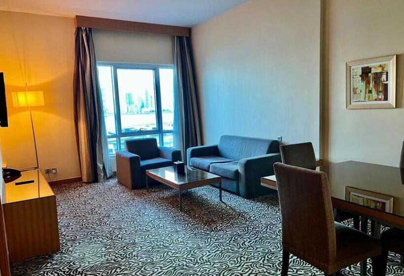 Президентский Люкс, Copthorne Hotel Sharjah