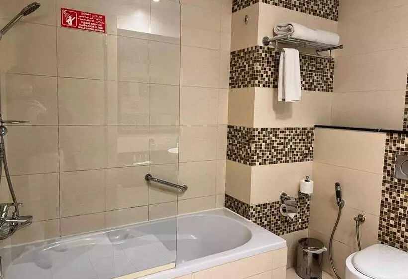 スタンダードルーム, Copthorne Hotel Sharjah