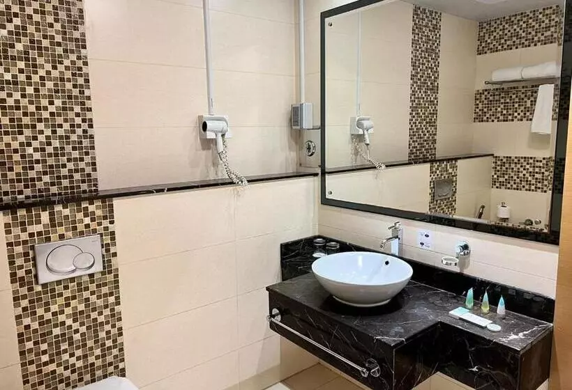 スタンダードルーム, Copthorne Hotel Sharjah