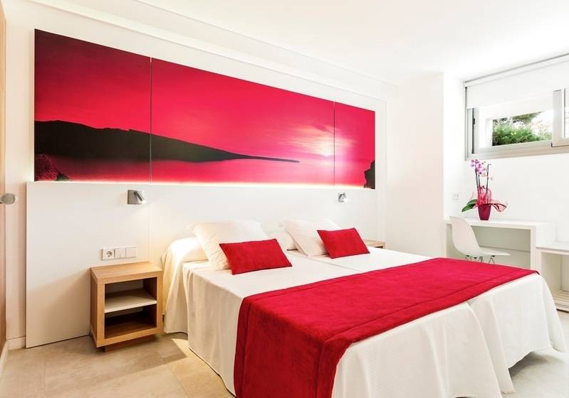 Люкс, Executive Hotel Paris Gennevilliers