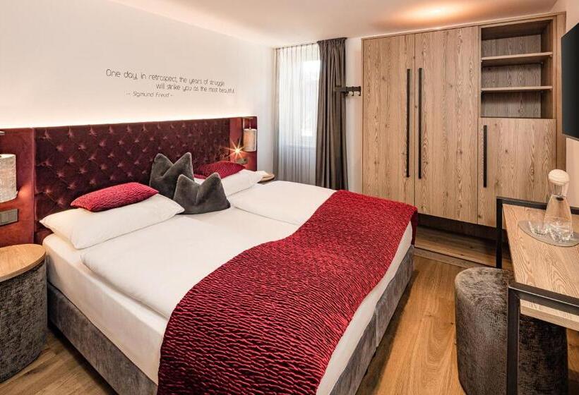 Номер Комфорт, Grand Hotel Wolkenstein