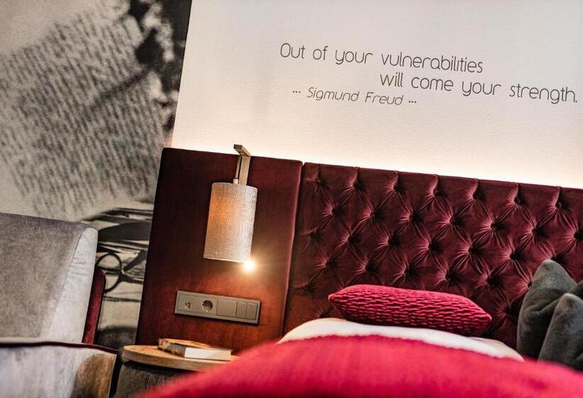 スーペリアールーム, Grand Hotel Wolkenstein