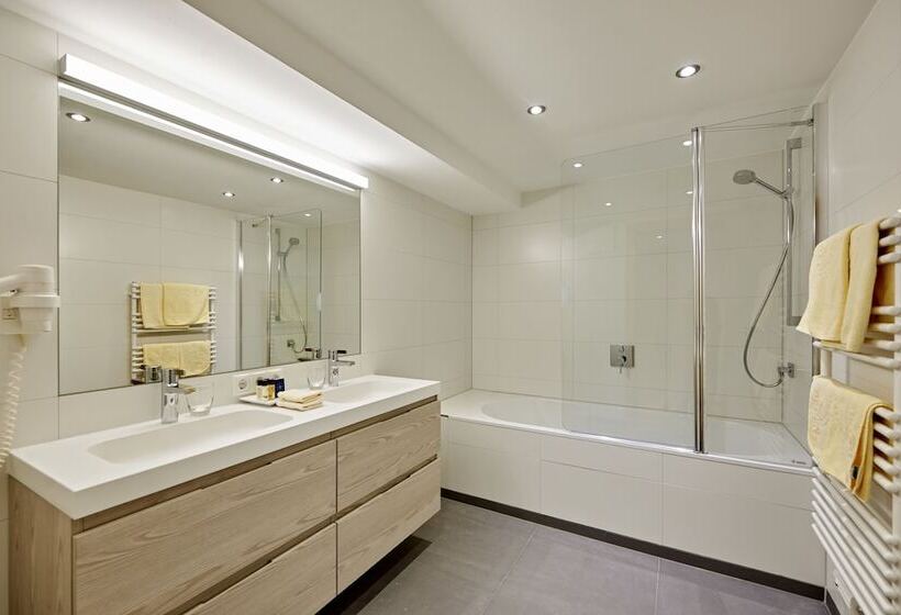 スタンダードルーム, Hochsölden