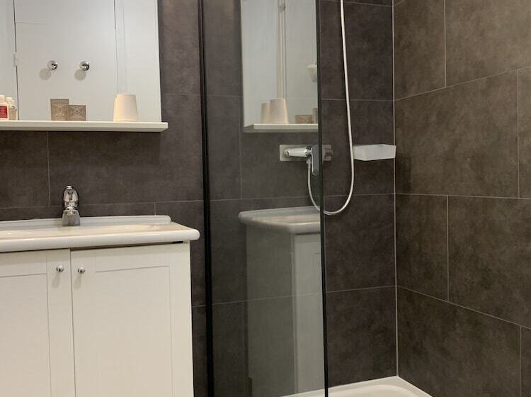 标准间, Hôtel Le Dauphin