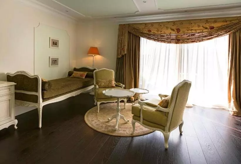 リバービュースーペリアールーム, Hôtel Mercure Villeneuve Sur Lot Moulin De Madame
