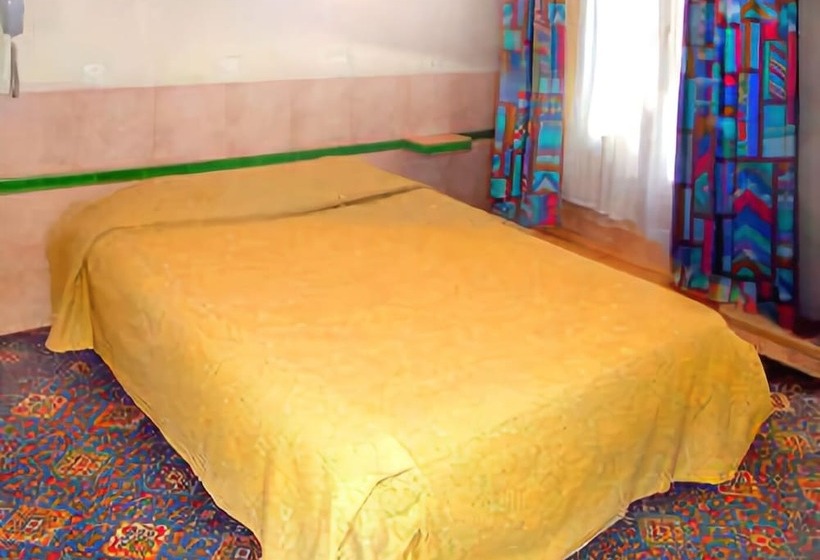 スタンダードシングルルーム, Jarry Confort