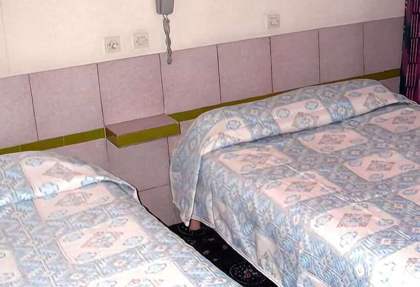 スタンダードトリプルルーム, Jarry Confort