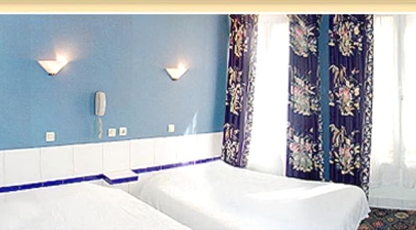 スタンダードトリプルルーム, Jarry Confort