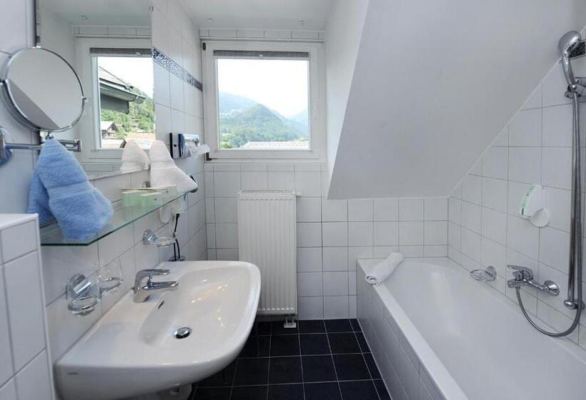 スタンダードルーム, Krone