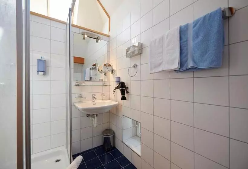 Suite, Krone