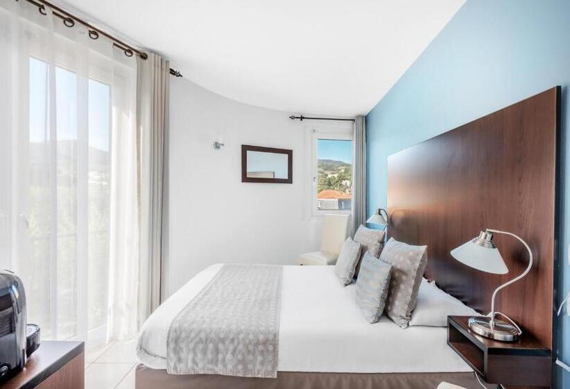 スタンダードルーム, La Frégate