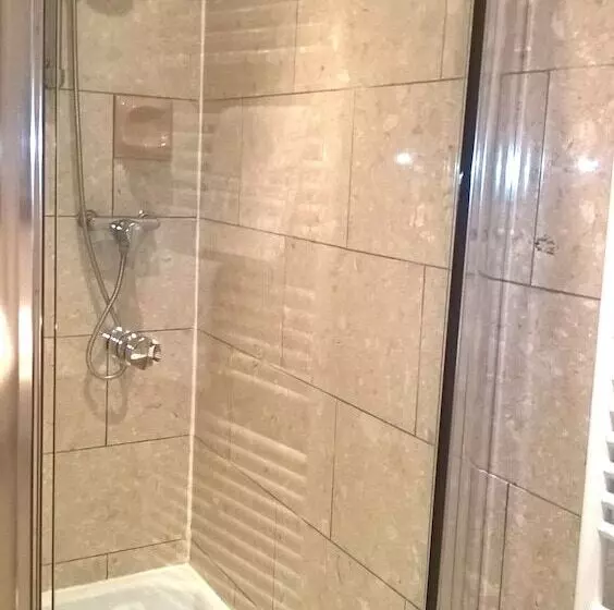 اتاق خانوادگی, La Villa 10 Hôtel Spa