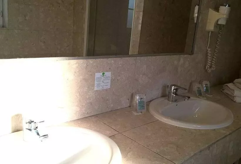 اتاق خانوادگی, La Villa 10 Hôtel Spa
