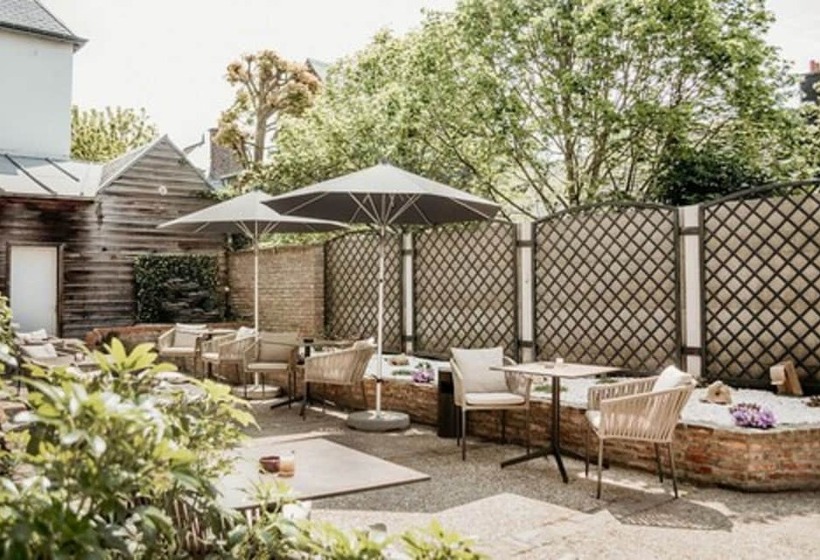 חדר סטנדרט נוף לגינה, La Villa 10 Hôtel Spa