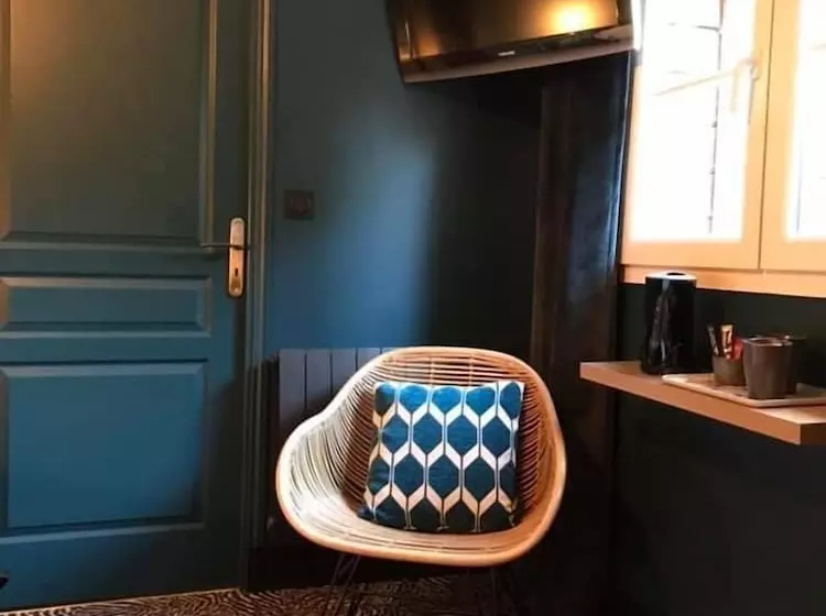 اتاق استاندارد با چشم‌انداز باغ, La Villa 10 Hôtel Spa