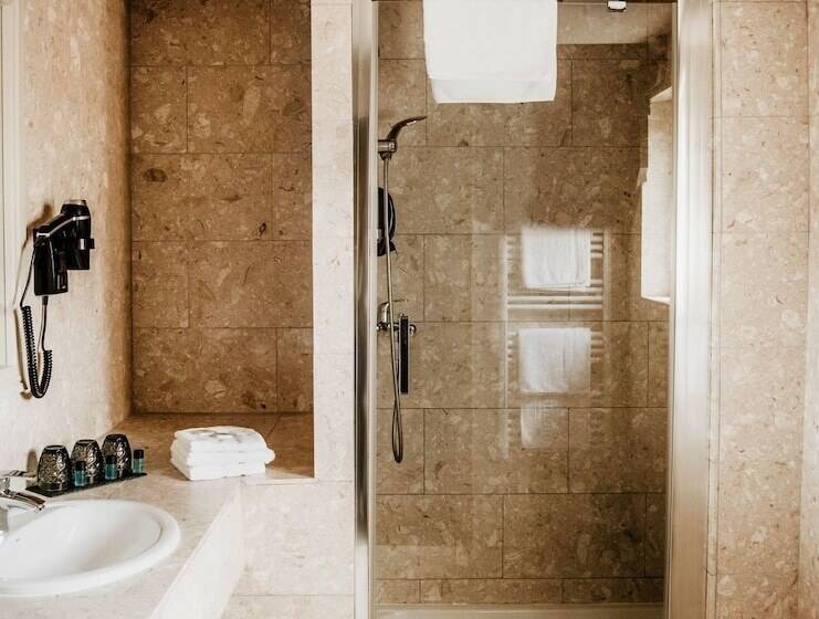 סוויטה דלוקס, La Villa 10 Hôtel Spa