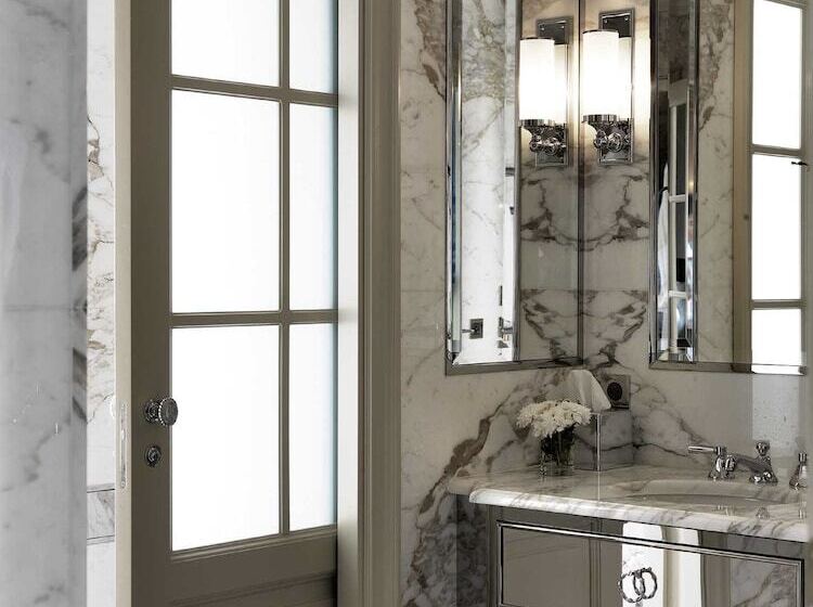 スーペリアースイート, Marquis Faubourg Saint Honoré Relais & Châteaux