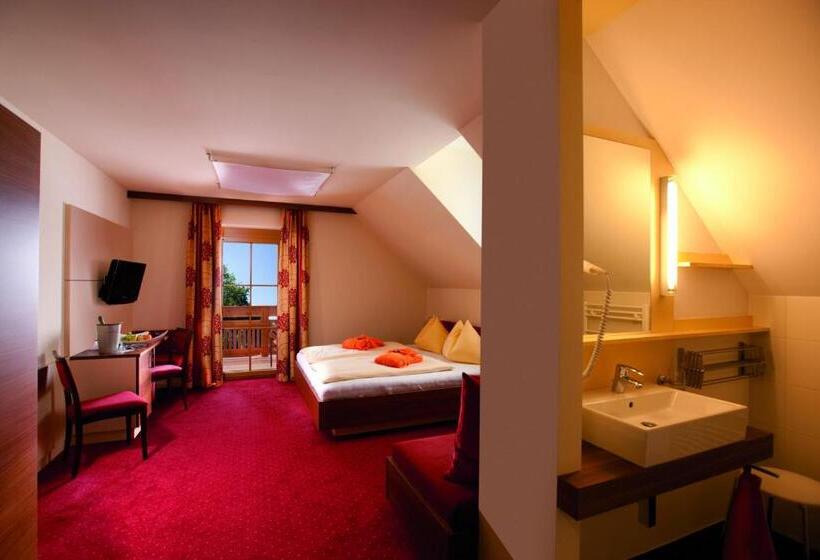 标准间, Panoramahof Loipersdorf