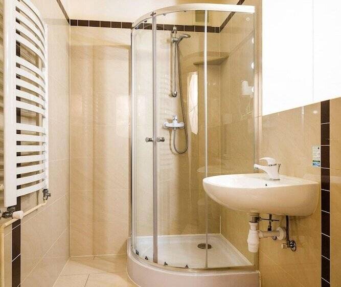 Номер Стандарт Трехместный, Post Fusch