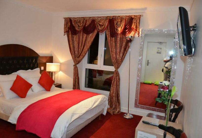 اتاق لوکس, Regina Montmartre