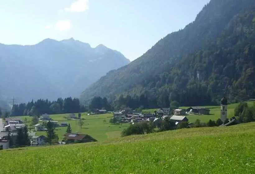 Family Room, Sonnblick