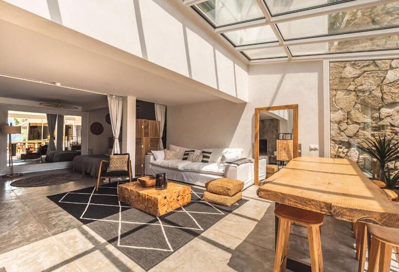 Апартаменты 1 Спальня Вид на Море, De La Plage Mahogany