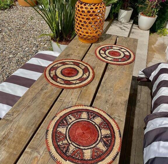 Апартаменты 1 Спальня Вид на Море, De La Plage Mahogany