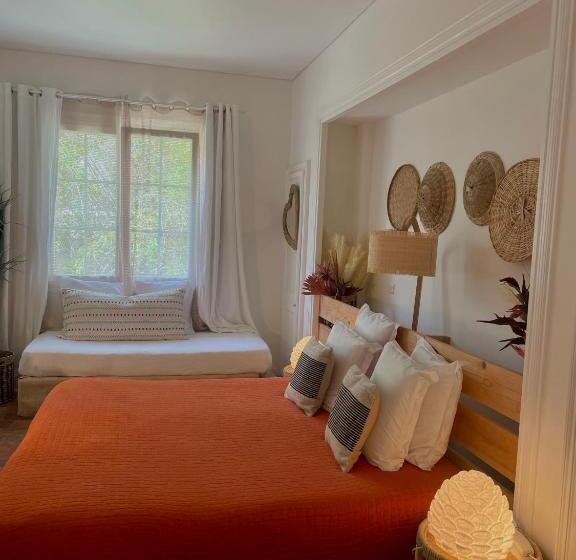 Трехместный Номер Стандарт Вид на Сад, De La Plage Mahogany