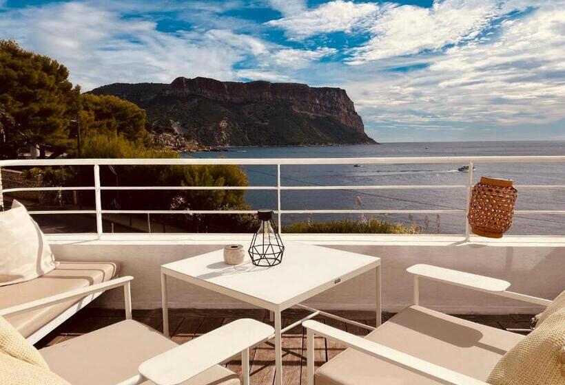 Люкс Вид на Море, De La Plage Mahogany