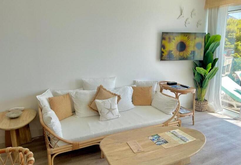 Люкс Superior Вид на Море, De La Plage Mahogany