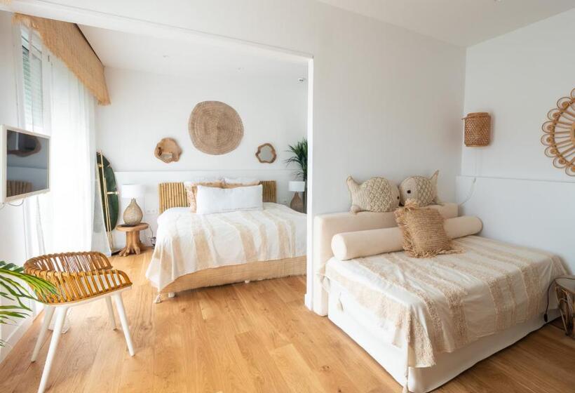 Люкс Superior Вид на Море, De La Plage Mahogany