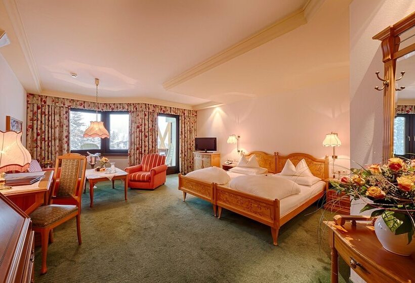سوییت با چشم‌انداز کوه, Thermenwelt Hotel Pulverer