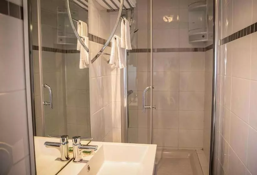 اتاق استاندارد سه نفره, Hôtel Du Soleil