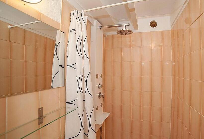 סטודיו סטנדרט עם מרפסת, Hôtel Du Soleil