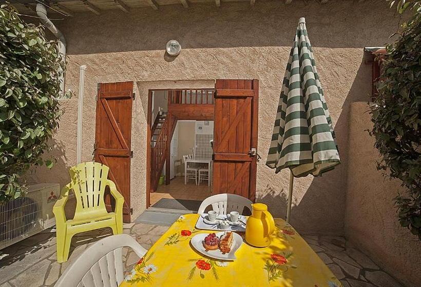 Студио Стандарт с Террасой, Hôtel Du Soleil