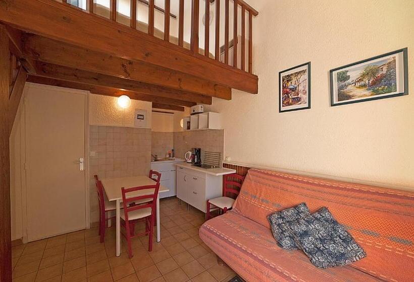 סטודיו סטנדרט עם מרפסת, Hôtel Du Soleil