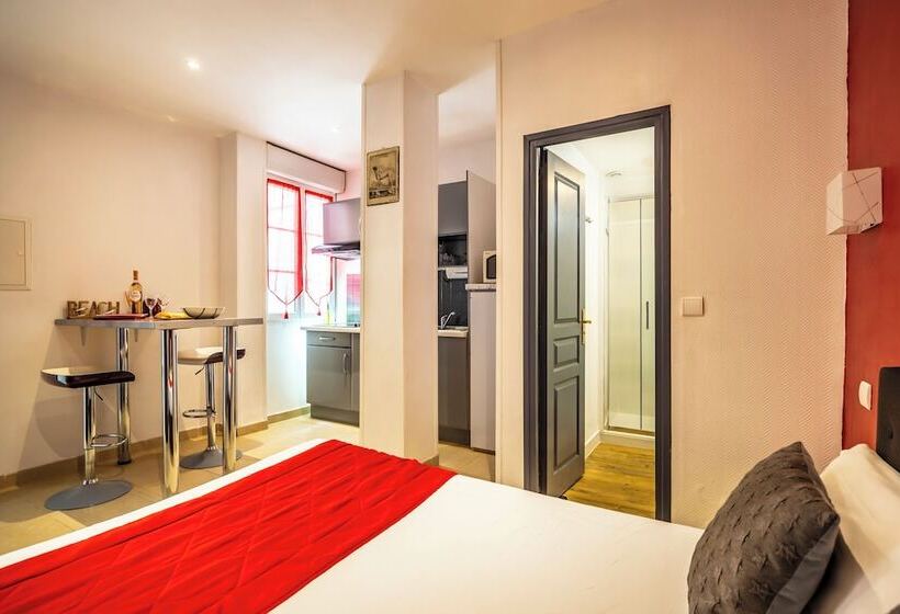 스탠다드 스튜디오, Hôtel Parc Mazon Biarritz