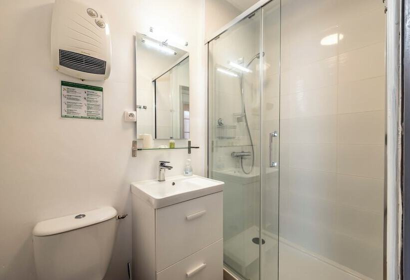 Студия Стандарт, Hôtel Parc Mazon Biarritz