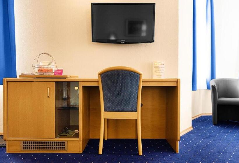 اتاق استاندارد, Pension Wild